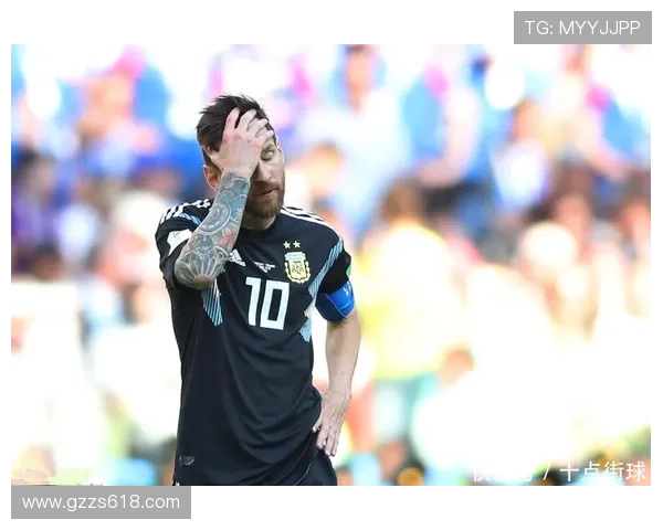 全球足球明星汇聚各国踢足球的传奇球员名单盘点